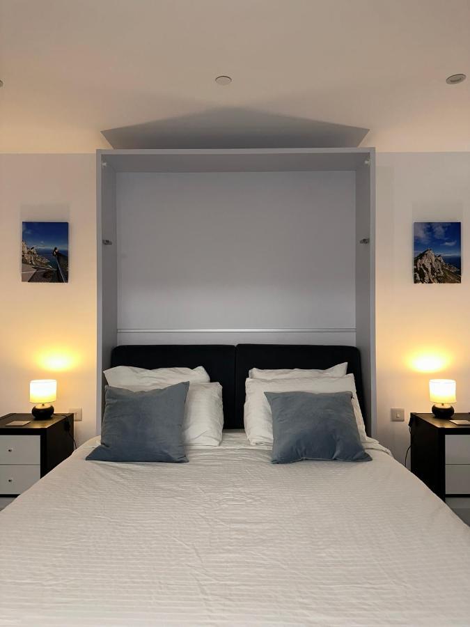 E1 Apartment High Level Sea View Gibraltar Exterior foto